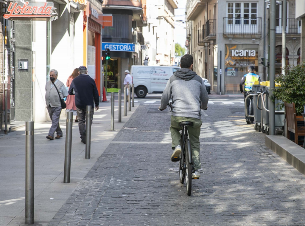 Coruña ampliará la red de carril bici con un nuevo tramo que conecta los Cantones con el Paseo Marítimo