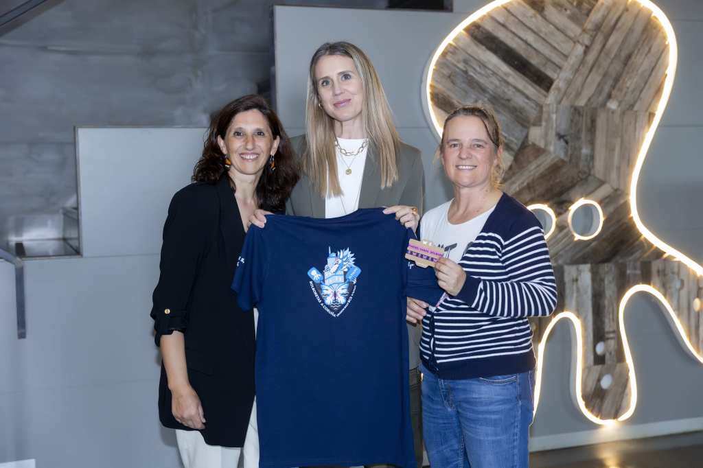 elPulpo colabora con Bolboretas Coruña con una terapia deportiva para mujeres recuperadas de cáncer de mama