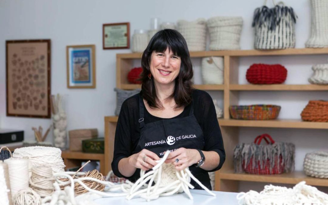 Idoia Cuesta dirigirá un taller de Cestería en Corazón de Artesanía