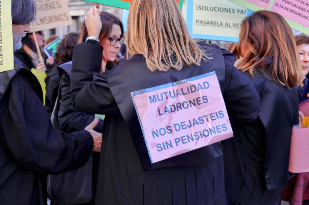 6 de los 7 colegios de la abogacía de Galicia apoyan las candidaturas&nbsp;alternativas