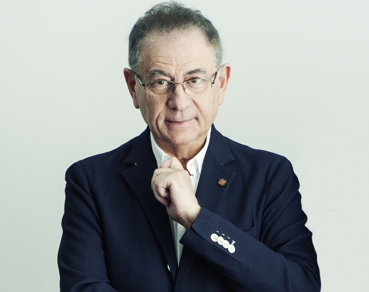 Roberto Verino estrena su colaboración con los Premios Feroz