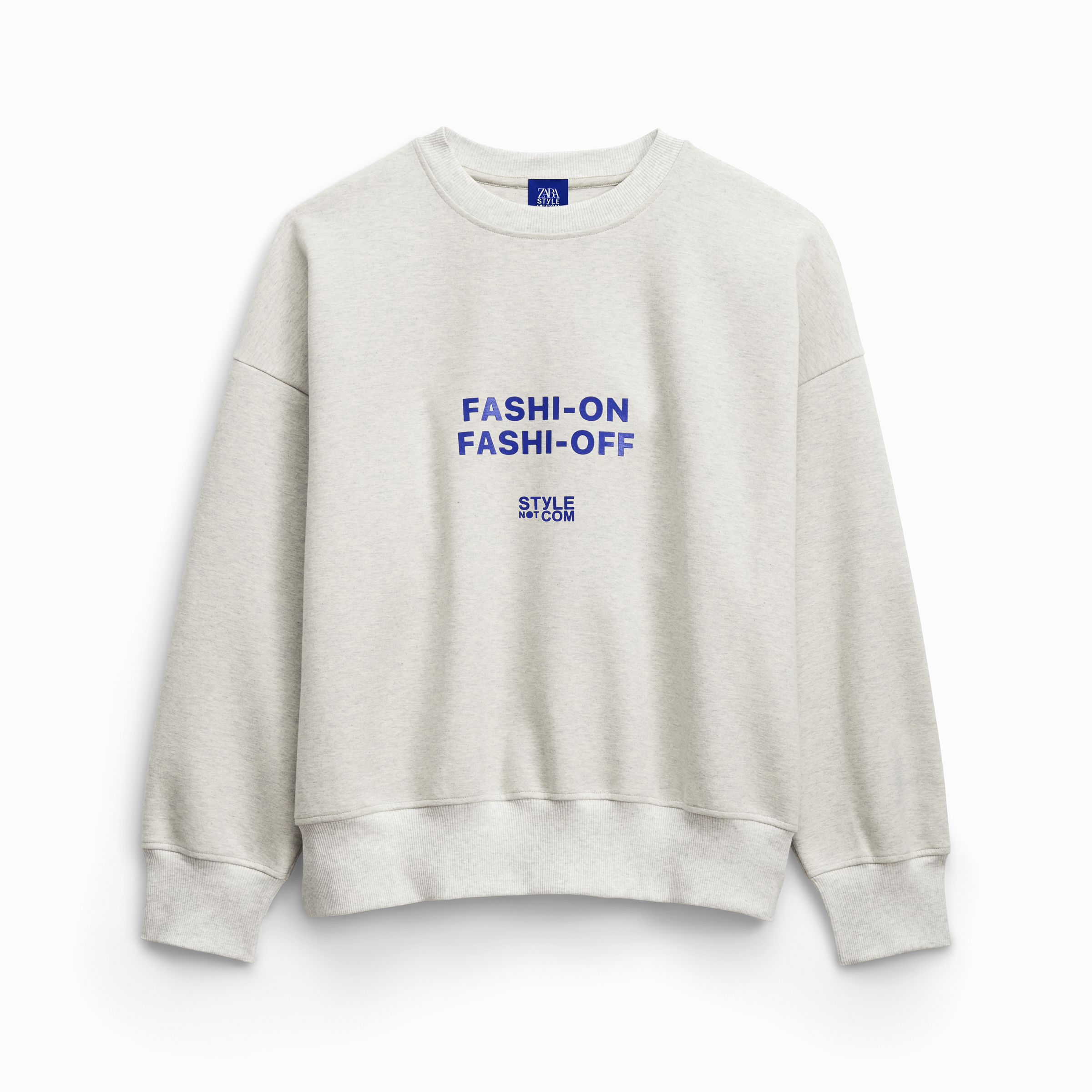 Style Not Com x Zara, la cápsula en colaboración con la cuenta de Instagram que habla de moda en un vibrante tono azul