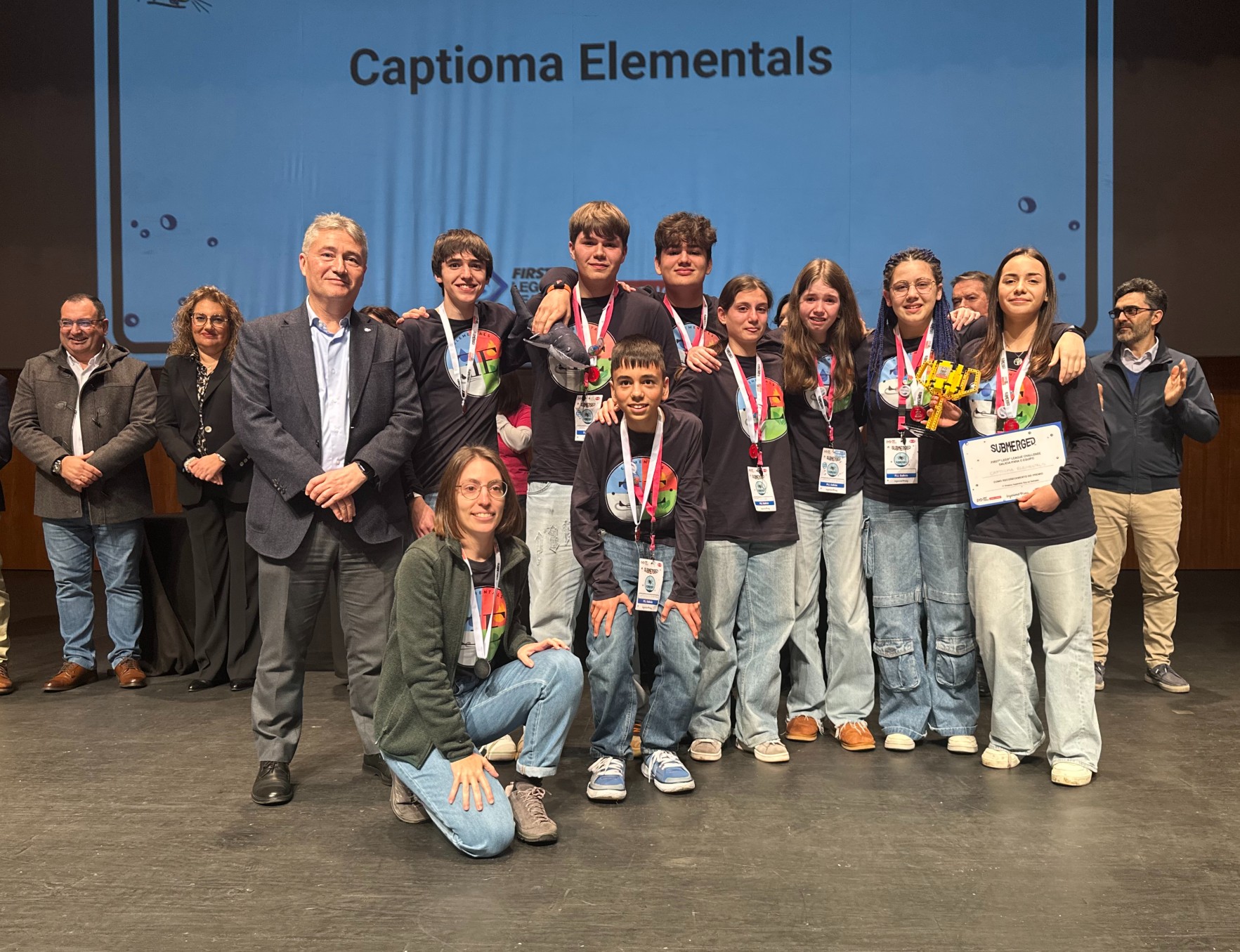 Un equipo de Ourense e outro de Ribeira representarán a Galicia na FINAL NACIONAL da FIRST LEGO League