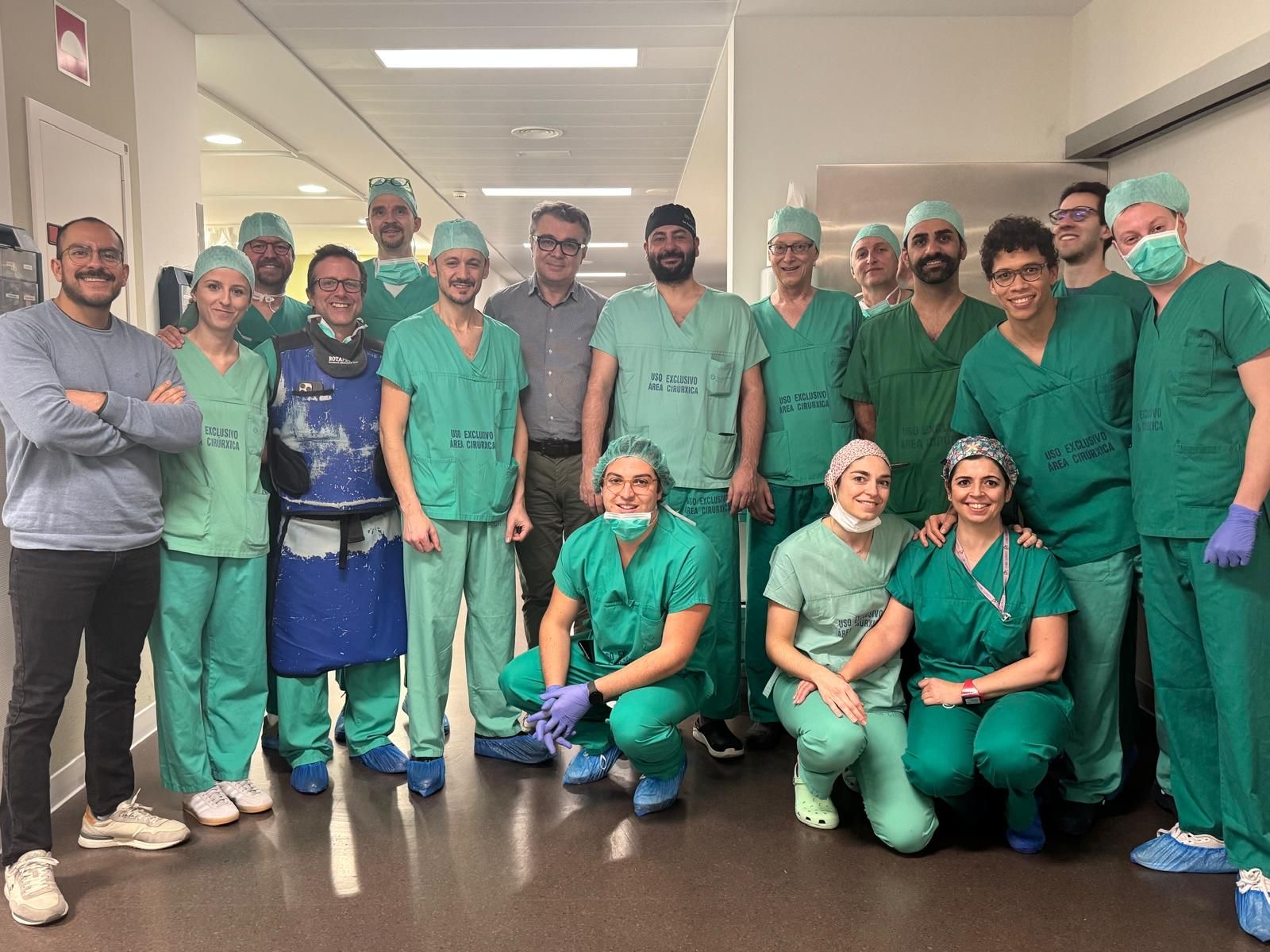 El hospital público Álvaro Cunqueiro, pionero en la reparación de la válvula mitral con un procedimiento mínimamente invasivo
