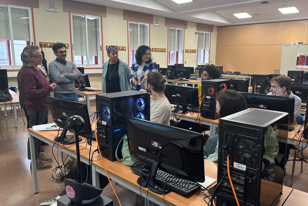 máster en Deseño, Desenvolvemento e Comercialización de Videoxogos, da Escola Politécnica de Enxeñaría de Ferrol (EPEF),