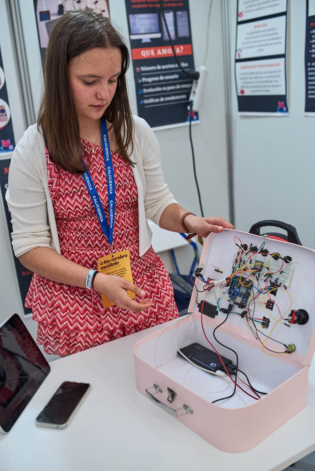 Unha caixa de xogos para persoas con enfermidades neurodexenerativas gaña o primeiro premio de&nbsp;Galiciencia