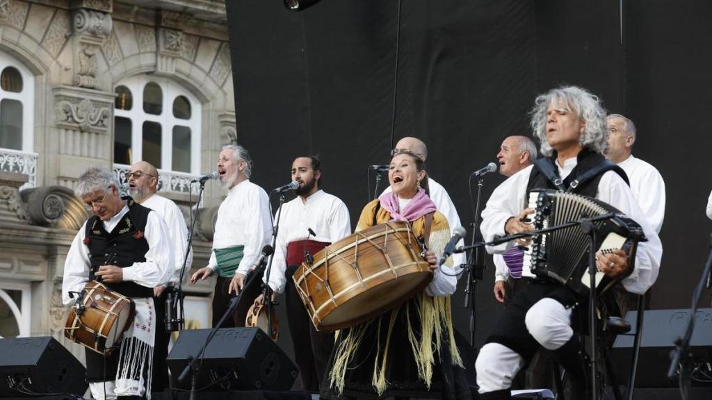 O ciclo Folk no Colón comezará este venres coa actuación de&nbsp;Treixadura
