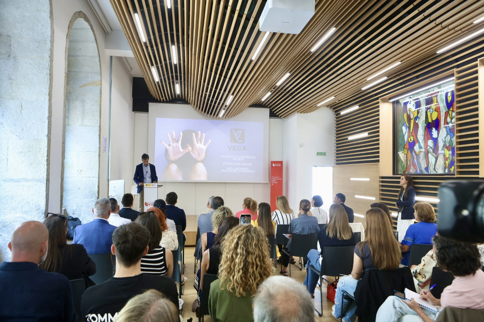 Nace Vega, el software que quiere revolucionar la protección a víctimas de violencia, diseñado en Vigo y desarrollado en Suiza