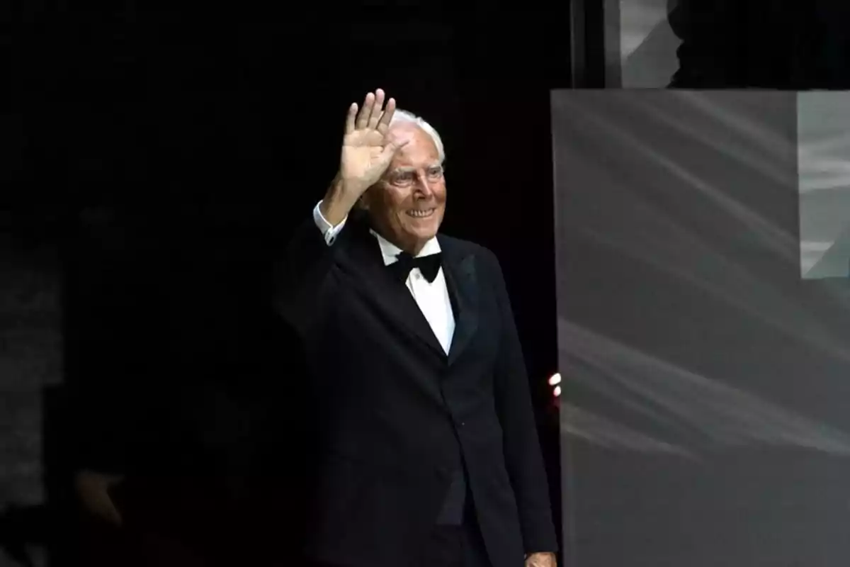Roberto Verino rinde homenaje a Giorgio Armani:“Seguirá siendo mi ídolo”