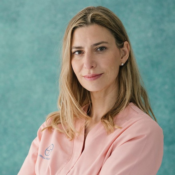 Doctora Xiana Pousa: “cuidar la boca y tratar la
periodontitis puede ayudar a prevenir un&nbsp;ictus”