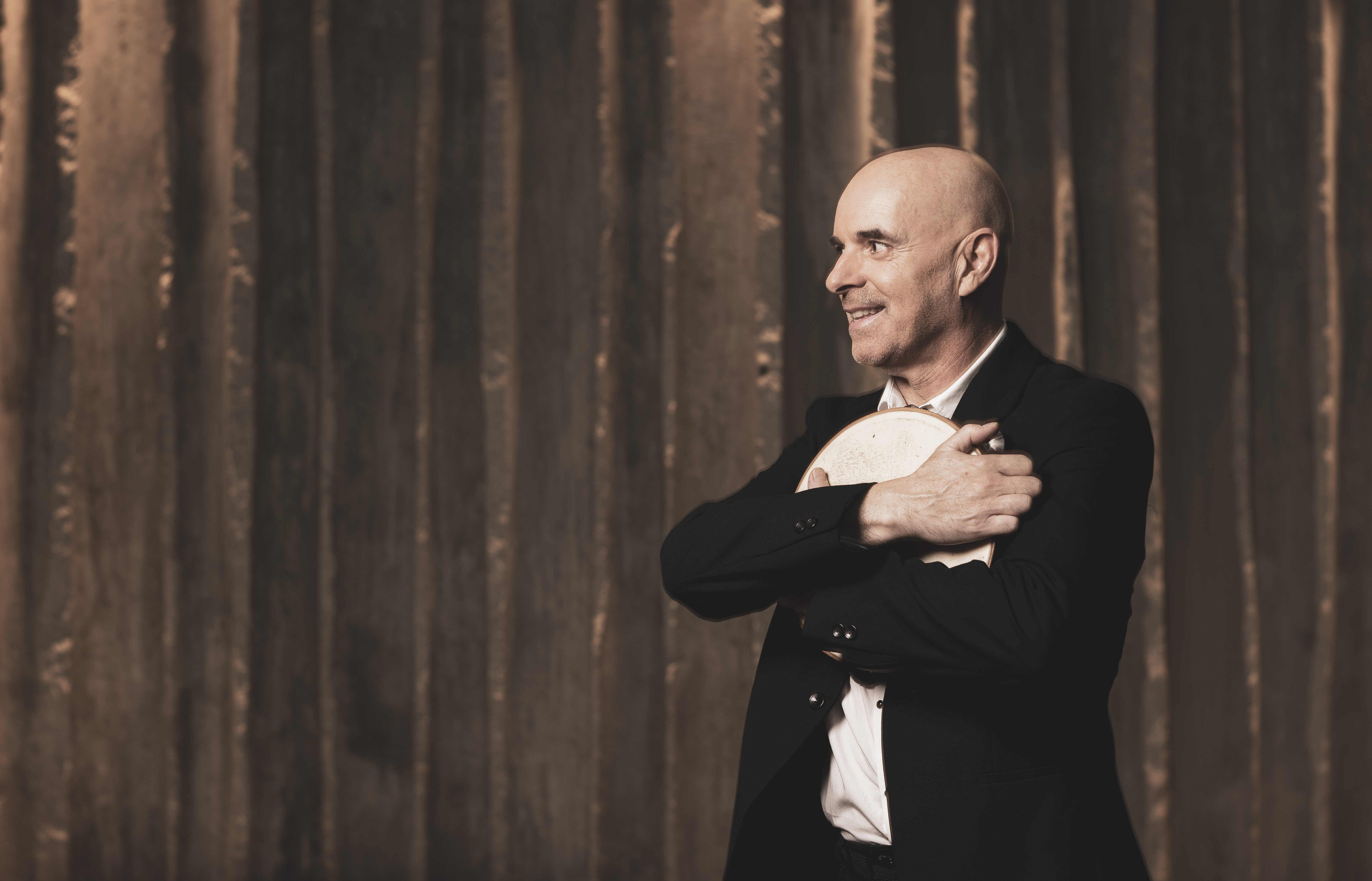 Xabier Díaz e Mondra poñerán banda sonora á gala dos XXIV Premios Mestre Mateo