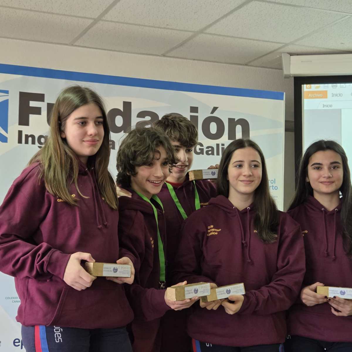 O equipo “BARRAGANIT@S”gaña a VIII Olímpiada de Camiños, Canais
e Portos da&nbsp;UDC