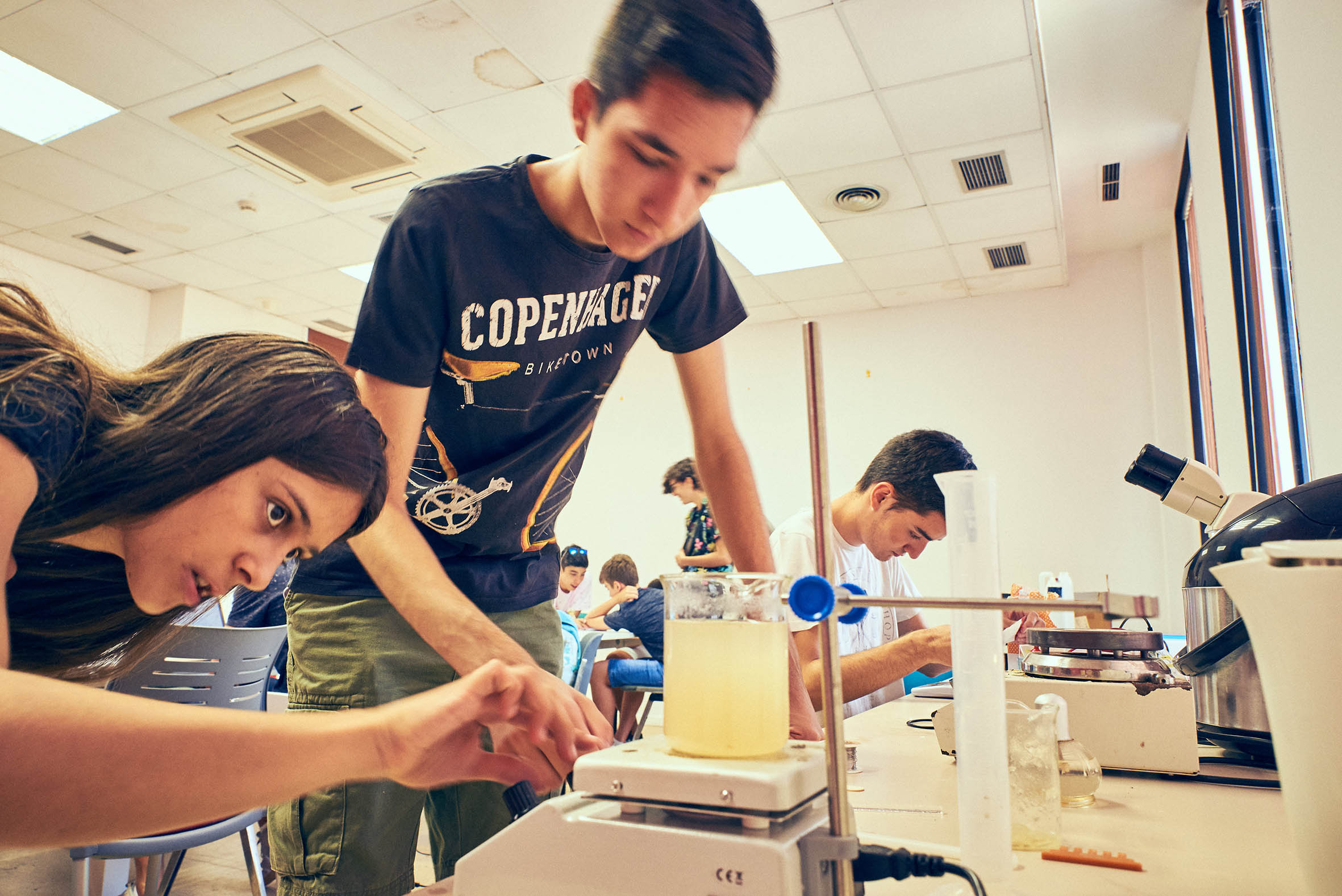 Tecnópole abre una nueva edición de sus aulas científicas para jóvenes de 12 a 18 años